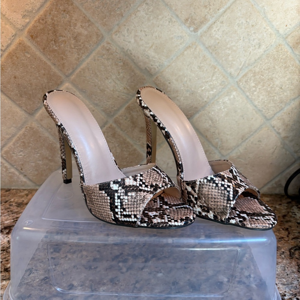 Black and White Python Print Stiletto Mules